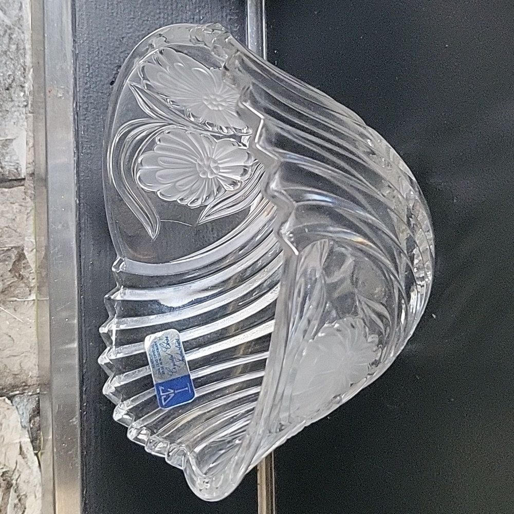 24% Lead Crystal Bowl